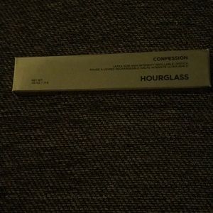 Hourglass Confession Lipstick